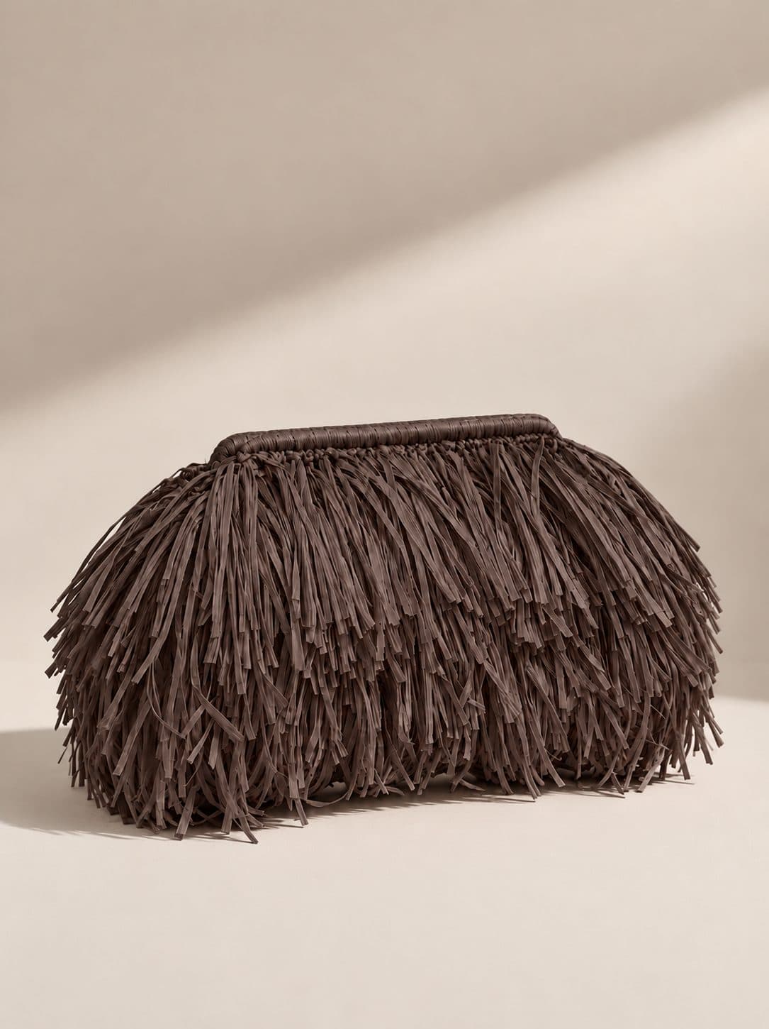 Maxi Rafya Luma Clutch